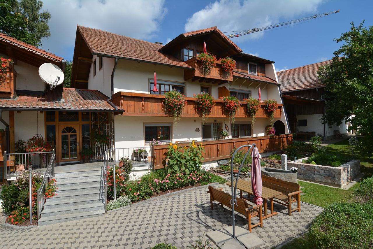 Pension Weiss Hohenwarth Exteriör bild